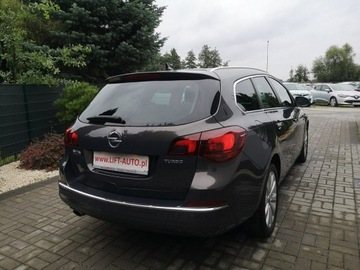 Opel Astra J Sports Tourer Facelifting 1.4 Turbo ECOTEC 140KM 2013 Opel Astra 1.4 16v 140KM Klimatronik Tempomat, zdjęcie 5