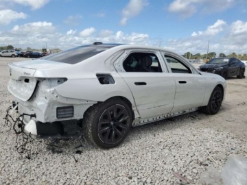 BMW Seria 7 G70 2023 BMW Seria 7 740I, 2023r., 3.0L 3.0 Benzyna 375KM, zdjęcie 2