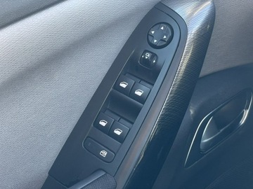 Citroen Grand C4 Picasso II Grand Picasso 2.0 BlueHDi 150KM 2016 Citroen C4 Grand Picasso 2.0 BlueHDi 150KM, zdjęcie 11