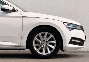 Skoda Superb III Kombi Facelifting 1.5 TSI 150KM 2021 Skoda Superb Hak Matrix-LED Navi El. klapa Czujniki Salon PL FVAT23, zdjęcie 3