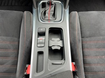 Renault Megane IV R.S. 1.8 TCe 280KM 2018 Renault Megane R.S. 1.8 TCe 280 KM EDC FV23%, zdjęcie 27