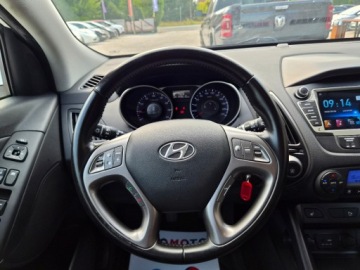 Hyundai ix35 SUV Facelifting 1.6 GDI 135KM 2015 Hyundai ix35 Piekny bialy 1.6 b z Niemiec ful opcja bezwypadkowy zarejestr, zdjęcie 24