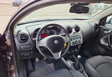 Alfa Romeo MiTo Hatchback 3d 1.4 MultiAir 16v 105KM 2012 Alfa Romeo Mito 1,4 Ben 105 KM Klima 6-Biegow 1.4 Benzyna 105KM, zdjęcie 5