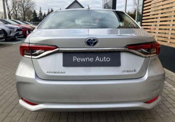 Toyota Corolla XII Sedan 1.8 Hybrid 122KM 2022 Toyota Corolla Toyota Corolla 1.8 Hybrid Comfort 1.8 Hybryda 122KM, zdjęcie 4