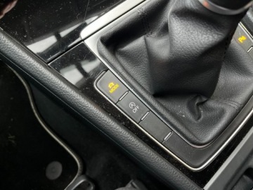 Volkswagen Golf VII Hatchback 3d 1.4 TSI BlueMotion Technology 150KM 2016 Volkswagen Golf 1.4 benzyna 150 KM zarejestrowany w PL zadbany mozliwa, zdjęcie 17