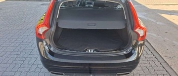 Volvo V60 I Kombi Facelifting 2.0 D4 DRIVE-E 181KM 2014 Volvo V60 Volvo V60 D4 Geartronic Ocean Race 2.0 Diesel 181KM, zdjęcie 35