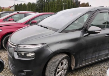 Citroen C4 Picasso II 2014 Citroen C4 Picasso 2014r, 1.6HDI. Lekko uszkodzony lewy tyl. Jezdzi 1.6, zdjęcie 1
