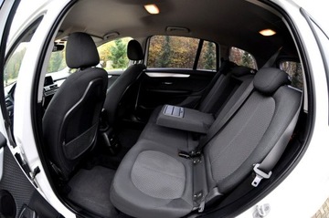 BMW Seria 2 F22-F23-F45-F46 Active Tourer Facelifting 218d 150KM 2020 BMW 218 . 2.0 150KM Gran Tourer Climatronic Led, zdjęcie 9