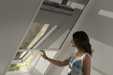 MOSKITIERA NA OKNO DACHOWE VELUX PRZECIW OWADOM ZIL MK06 76X200 CM