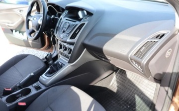 Ford Focus III Kombi 1.0 EcoBoost 100KM 2013 Ford Focus SW KLIMA, Multifunkcja, El. Szyby, Czujniki cofania, Zadbany, G, zdjęcie 15