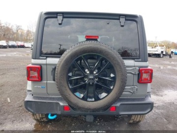 Jeep Wrangler IV 2022 Jeep Wrangler 4XE Unlimited Sahara 2022 2.0L 2.0 Hybryda 270KM, zdjęcie 4