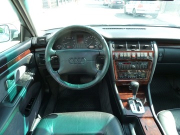 Audi A8 D2 Sedan 3.7 230KM 1996 Audi A8 AUTOMATSKORYKLIMATYZACJAXENONY 3.7 Benzyna 230KM, zdjęcie 12