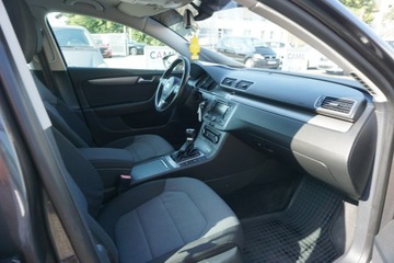 Volkswagen Passat B7 Limousine 2.0 TDI CR DPF BlueMotion 140KM 2011 Volkswagen Passat Sedan 2.0 TDi 140KM, zadbany,, zdjęcie 23