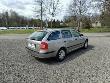 Skoda Octavia II Kombi 1.6 MPI 102KM 2012 Škoda Octavia Skoda Octavia Krajowy, instalacja, zdjęcie 3