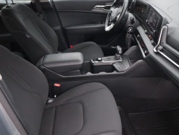 Kia Sportage V SUV 1.6 T-GDI MHEV 150KM 2022 Kia Sportage 1.6 T-GDI MHEV, Salon Polska, zdjęcie 8