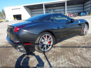 Ferrari California 2011 Ferrari California 2011. 4.3 Benzyna 453KM, zdjęcie 4