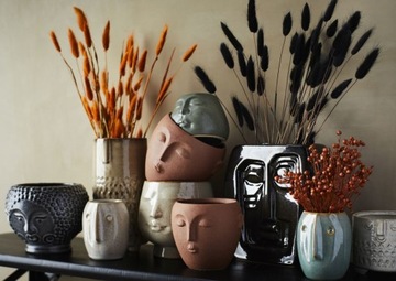 МИНИ-ВАЗА ЛИЦО - Г-ЖА ШТОЛЦ