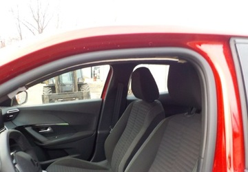 Peugeot 2008 II SUV 1.2 PureTech 100KM 2023 Peugeot 2008 Okazja 1.2 Benzyna 101KM, zdjęcie 29