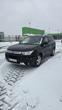 Mitsubishi Outlander III SUV Facelifting 2.0 SOHC MIVEC 150KM 2014 MITSUBISHI OUTLANDER III (GG_W, GF_W, ZJ) 2.0 4WD (GF7W) 150 KM, zdjęcie 2