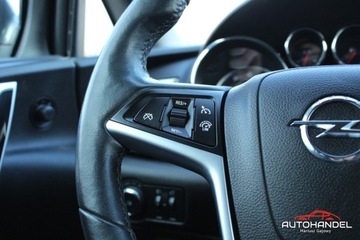 Opel Astra J GTC 1.4 Turbo ECOTEC 120KM 2014 Opel Astra ENERGY 1.4 120ps, Niski przebieg, Bogato wyposazona 1.4 Benzyna, zdjęcie 9