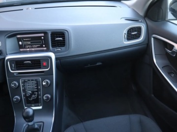 Volvo V60 I Kombi 1.6 DRIVe 115KM 2011 Volvo V60 DRIVe, Navi, Klima, Klimatronic, zdjęcie 7