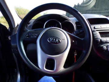 Kia Soul I Crossover Facelifting 1.6 CRDi 128KM 2013 Kia Soul Alu 1.6 Crdi Ideał zarejestrowana, zdjęcie 15
