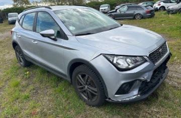 Seat Arona Crossover 1.0 EcoTSI 115KM 2018 Seat Arona 1.0 TSI , lekko uszkodzony, zdjęcie 1
