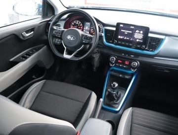 Kia Stonic I Crossover Facelifting 1.2 DPI 84KM 2020 Kia Stonic 1.2 DPI, Salon Polska, Serwis ASO, zdjęcie 6