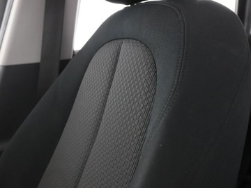 BMW X1 F48 Crossover sDrive18d 150KM 2019 BMW X1 Navi czujniki aut.klima bluetooth, zdjęcie 31