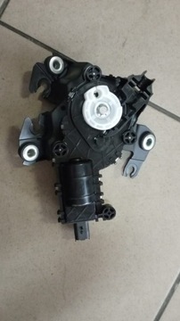 SILNIK DOCIĄGU KLAPY 9687233280 PEUGEOT 308 T10