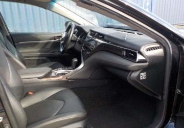 Toyota Camry IX Sedan 2.5 Hybrid Dynamic Force 218KM 2020 Toyota Camry Okazja 2.5 Hybryda 218KM, zdjęcie 13