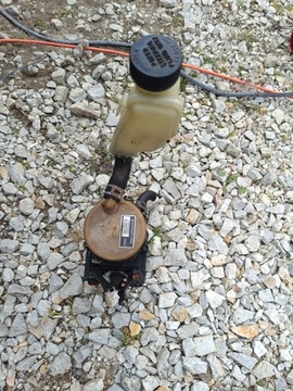 pompa wspomagania mazda 6