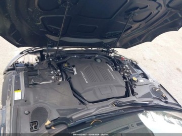 Jaguar F-Type Coupe R Facelifting 5.0 V8 575KM 2021 Jaguar F-Type R 2021 5.0 Benzyna 575KM, zdjęcie 9