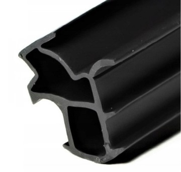 USZCZELKA OŚCIEŻNICY STALOWEJ DO DRZWI ZEWNĘTRZNYCH WIKĘD 1MB CZARNA