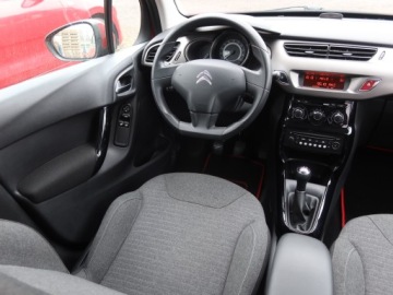 Citroen C3 II Hatchback facelifting 1.0 VTi 68KM 2016 Citroen C3 1.0 VTi, Klima, Tempomat, Parktronic, zdjęcie 6