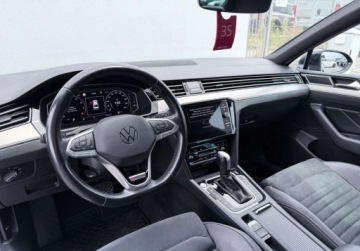 Volkswagen Passat B8 Limousine Facelifting 2.0 TSI 280KM 2021 Volkswagen Passat 2.0 Benzyna 280KM, zdjęcie 17