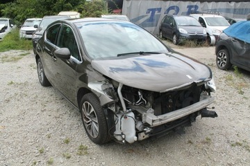 DS 4 I Hatchback (Citroen) 1.6 HDi 112KM 2012 Citroen DS4 ROK 2012 POJ 1,6 112KM, zdjęcie 2