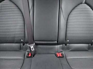 Toyota Camry IX Sedan 2.5 Hybrid Dynamic Force 218KM 2021 Toyota Camry 2.5 Hybrid, Salon Polska, zdjęcie 9