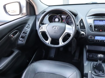 Hyundai ix35 SUV Theta 2.0 MPI 163KM 2010 Hyundai ix35 2.0 CVVT, Salon Polska, 4X4, Klima, zdjęcie 6