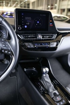 Toyota C-HR I Crossover Facelifting 2.0 Hybrid Dynamic Force 184KM 2023 Toyota C-HR 2.0 Hybrid Style 2.0 Hybryda 184KM, zdjęcie 11