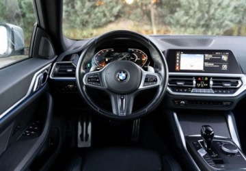 BMW Seria 4 G22-23-26 Coupe 2.0 420d 190KM 2022 BMW Seria 4 BMW Seria 4 420d xDrive M Sport sport 2.0 Diesel 190KM, zdjęcie 23