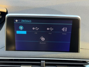 Peugeot 5008 II Crossover 1.2 PureTech 130KM 2017 Peugeot 5008 7-osobowy Półskóry Panorama dach, zdjęcie 26