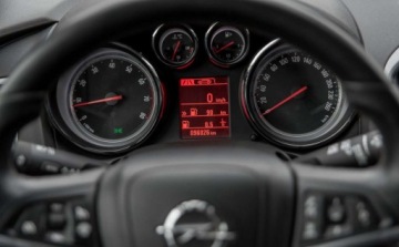 Opel Astra J GTC 1.4 Turbo ECOTEC 120KM 2015 Opel Astra Opel Astra 1.4 Benzyna 120KM, zdjęcie 36