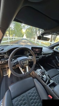 Audi A4 B9 RS4 Avant Facelifting 2.9 TFSI 450KM 2023 Audi Rs4 2.9 450KM 4X4 2023r z felgami Vossen, zdjęcie 1
