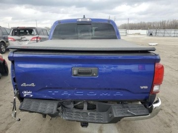 Toyota Tacoma II 2022 Toyota Tacoma Toyota Tacoma 4WD SR Double Cab, od ubezpieczalni 3.5 Benzyna, zdjęcie 4