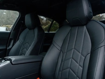 BMW Seria 5 G90-91 2025 BMW Seria 5 520i Sport Sedan 2.0 (208KM) 2025, zdjęcie 5