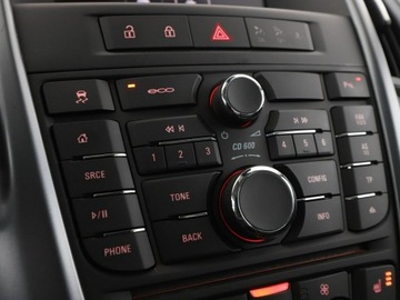 Opel Astra J Sports Tourer Facelifting 1.6 CDTI ecoFLEX 110KM 2015 Opel Astra PDC grzane fotele klima auto tempomat, zdjęcie 23