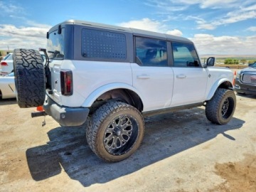 Ford Bronco VI 2024 Ford Bronco Outer Banks 2024 2.7 Benzyna 315KM, zdjęcie 3