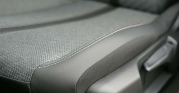 Peugeot 208 II Hatchback Facelifting 1.2 PureTech 100KM 2025 Peugeot 208 Peugeot 208 Allure WYPRZEDAZ ROCZNIKA 1.2 Benzyna 100KM, zdjęcie 14