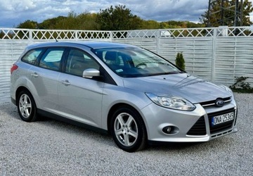 Ford Focus III Kombi 1.0 EcoBoost 100KM 2012 Ford Focus Ford Focus 1.0 EcoBoost 99g Start-Stopp-System Business Edition, zdjęcie 3